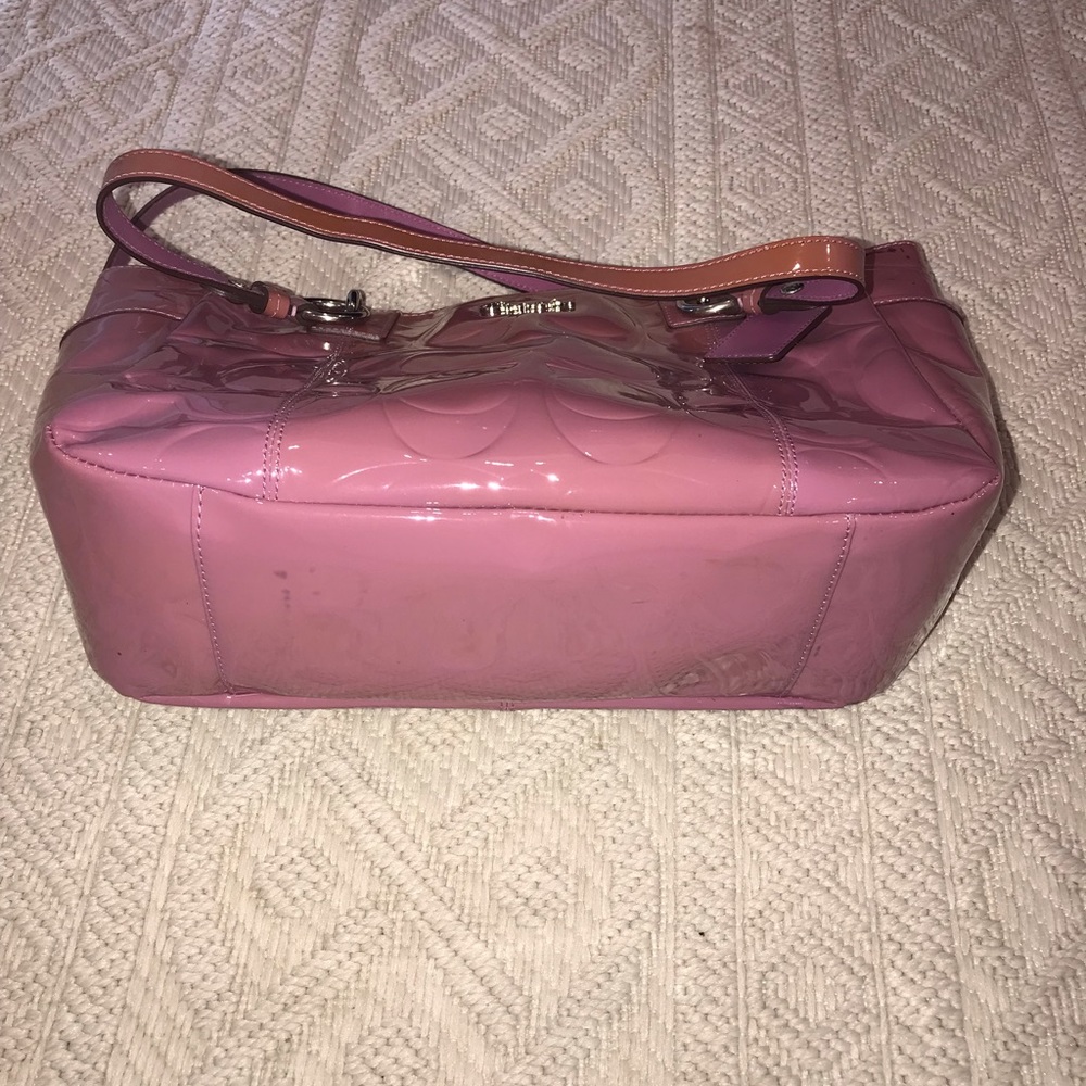 Coach Mauve Patented Leather Purse - Picture 4 of 5